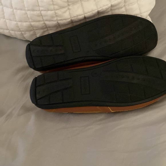 Tan boys slip on loafers size 5 - Picture 3 of 4